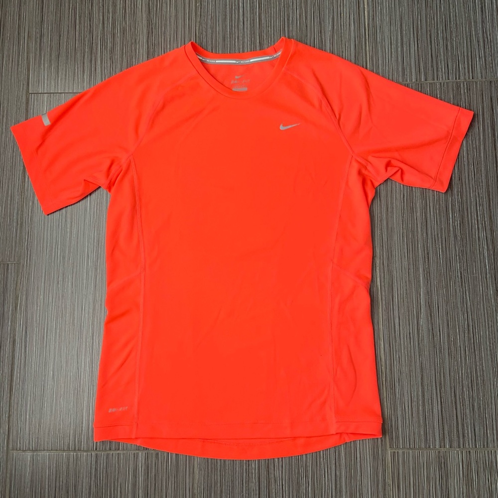 Nike Men’s Running Dri Fit Shirt Size Small